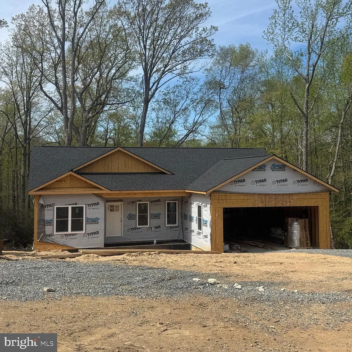 209 Federalist Way photo 1