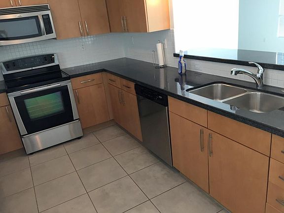 4th image of 300 S Australian Ave Unit 1212
