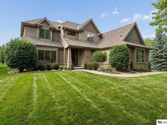 17404 Harney St, Omaha, NE 68118