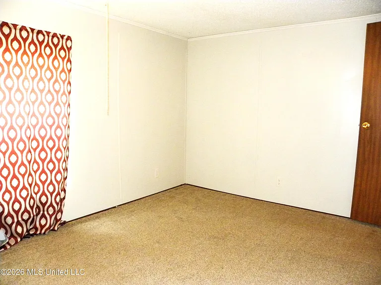 18265 Robin Oaks Dr — Photo 30