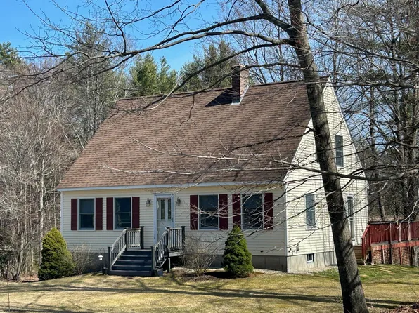 15 Capitol Circle, Rochester, NH 03867
