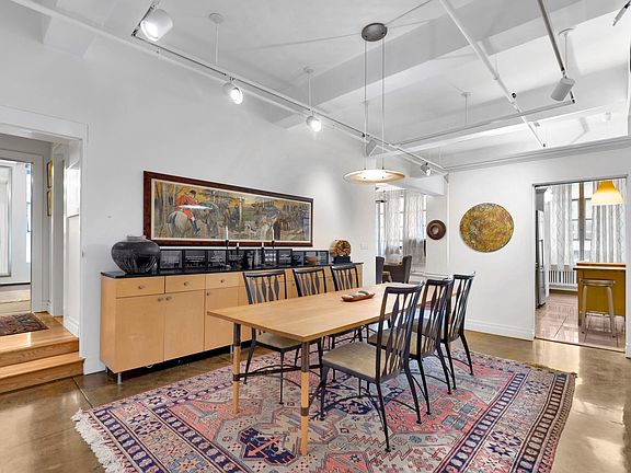 3rd image of 335 W 38th St APT 5