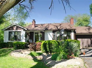 8417 Hillview Dr, Belleville, IL 62223