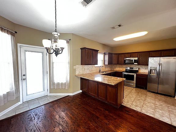 14141 cloverhill-15_01022025