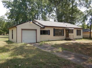 8921 Sweetbriar Ln, Shreveport, LA 71118