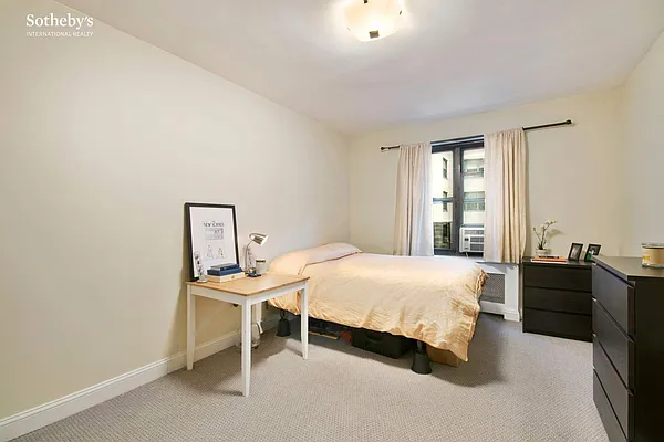 Rented by Sotheby's International Realty | media 3