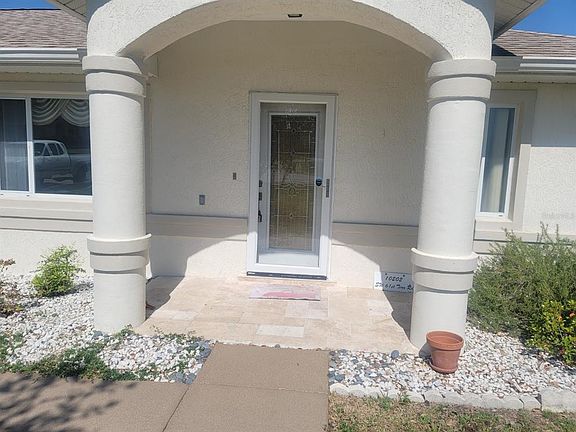 3rd image of 10202 SW 61st Terrace Rd