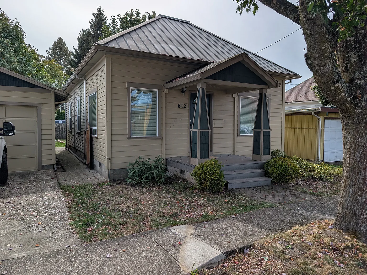 2 bed, 986 sqft, $1,700 — Photo 1