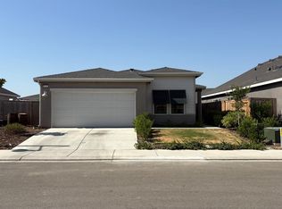 9733 Amberdale Way, Shafter, CA 93263