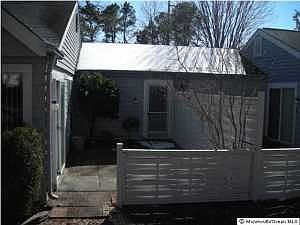 2nd image of 675B Buckingham Dr