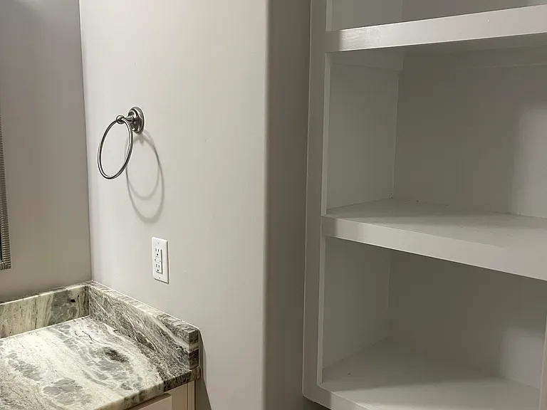 Bedroom 2 bathroom