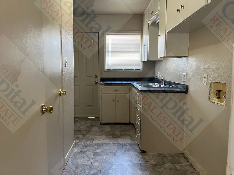 545 Babb Dr — Photo 20