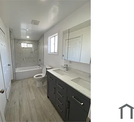 8415 S San Pedro St — Photo 8