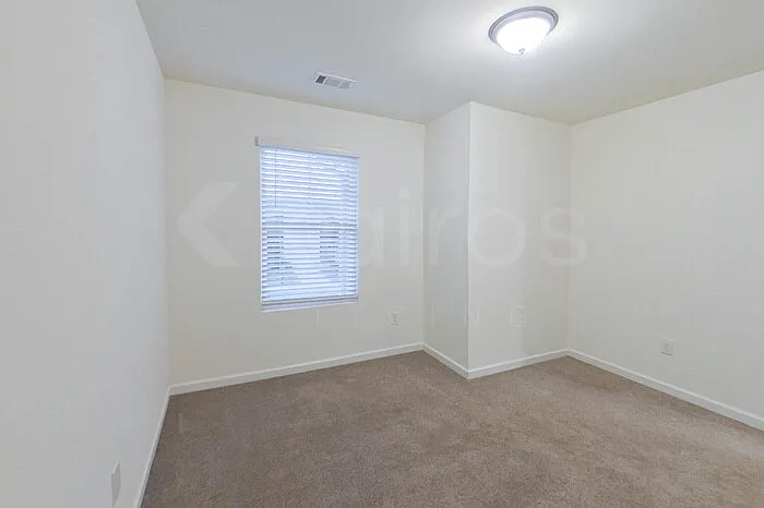 223 Long Island Dr — Photo 9
