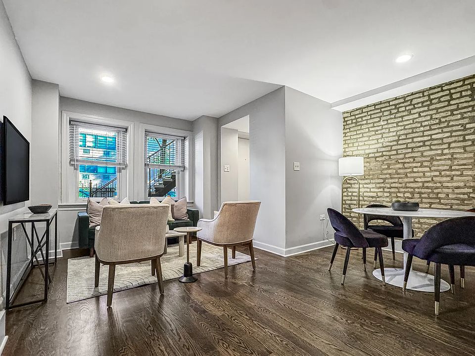 1st image of 347 W Belden Ave #1