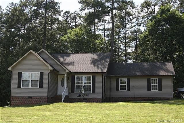 1st image of 146 Braxton Dr