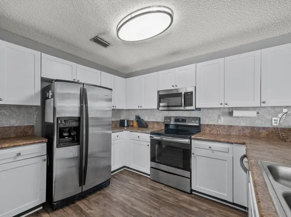 3464 Commodore Court, West Palm Beach, FL 33411