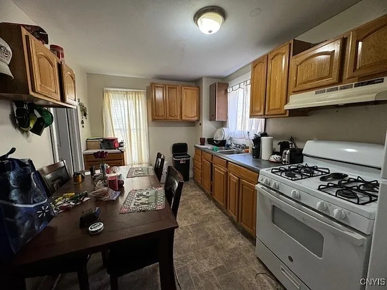 28 South Ave #1 — Photo 2