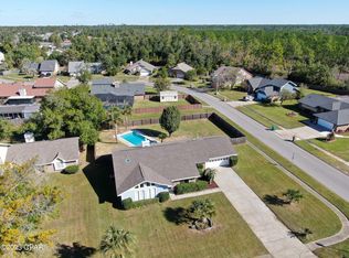 601 Plantation Ct, Panama City, FL 32404