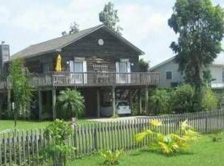 16714 Flamingo Way, Jamaica Beach, TX 77554