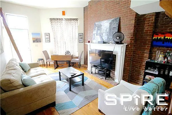 Rented by Spire Group | media 36