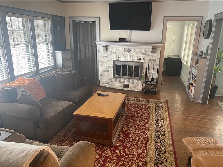 1484 Goodrich Ave #1 — Photo 4