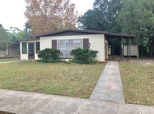 805 Halstead St, Deltona, FL 32725