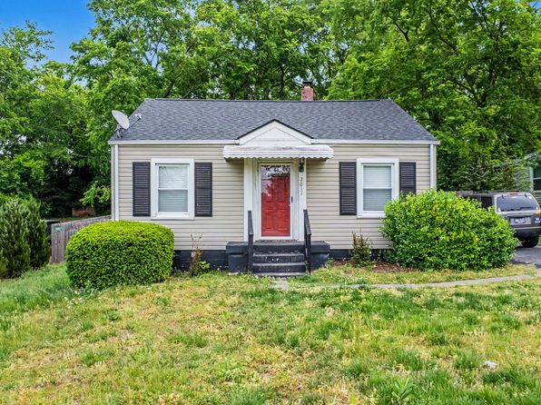2011 Oakwood Ave