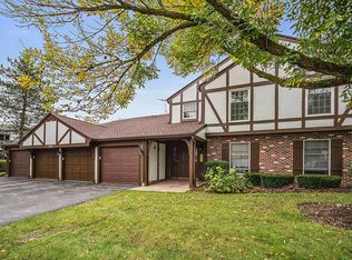 2148 Lancaster Cir APT 101-A, Naperville, IL 60565
