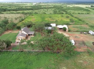 202 Gulfton Rd, Sweetwater, TX 79556