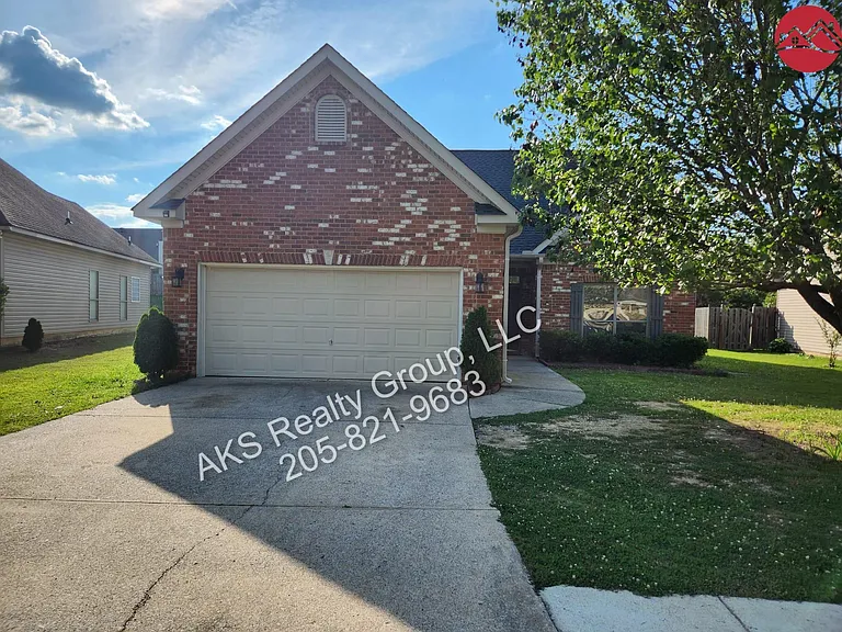 2045 Forest Lakes Ln — Photo 1