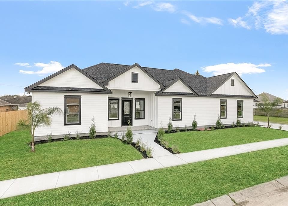 3613 Campagna Dr, Chalmette, LA 70043 MLS 2406004 Zillow