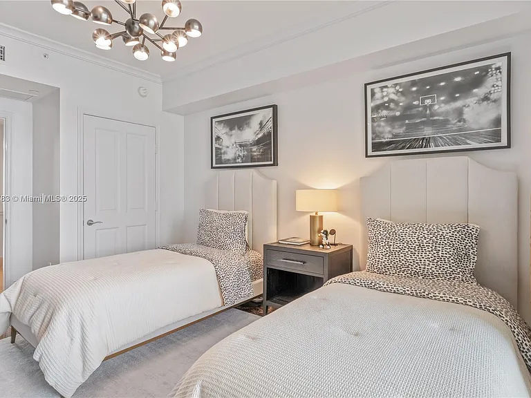 17875 Collins Ave #3404 — Photo 26