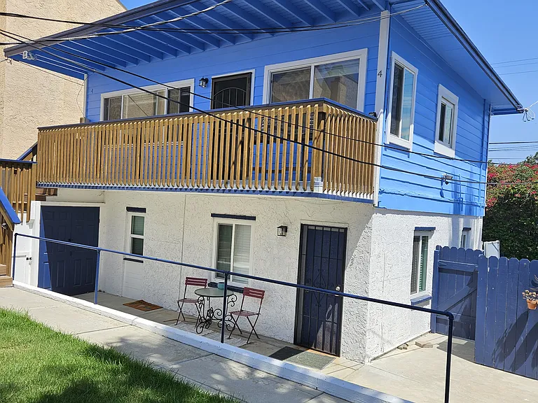1330 S Pacific St #4 — Photo 3