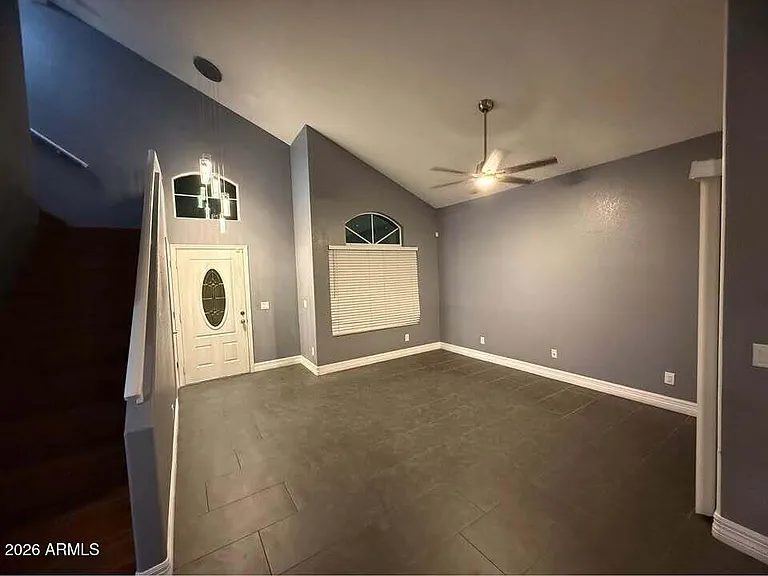 8623 W Cambridge Ave — Photo 8