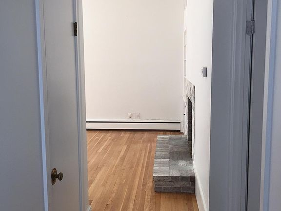 2nd image of 40 Delmar Ave