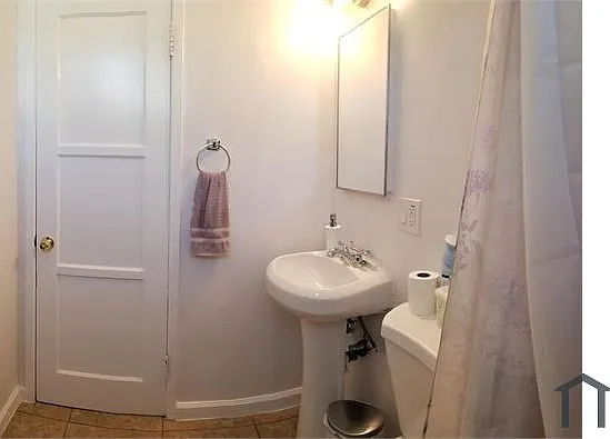 2 bed, 1000 sqft, $2,300 — Photo 4