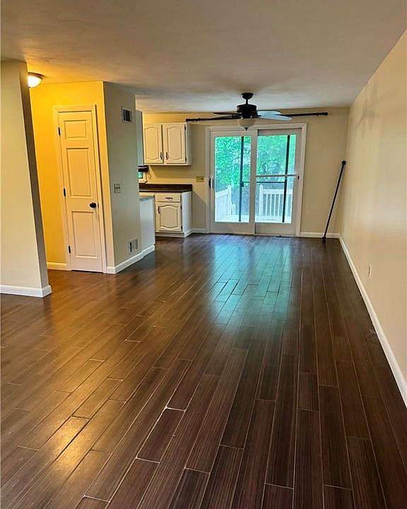 72 Kristee Cir UNIT 72, West Warwick, RI 02893 Zillow