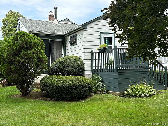 4th image of 17 Sheridan Avenue