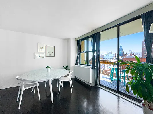 Sold by Owner | media 1