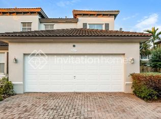 15277 SW 89th Ter, Miami, FL 33196