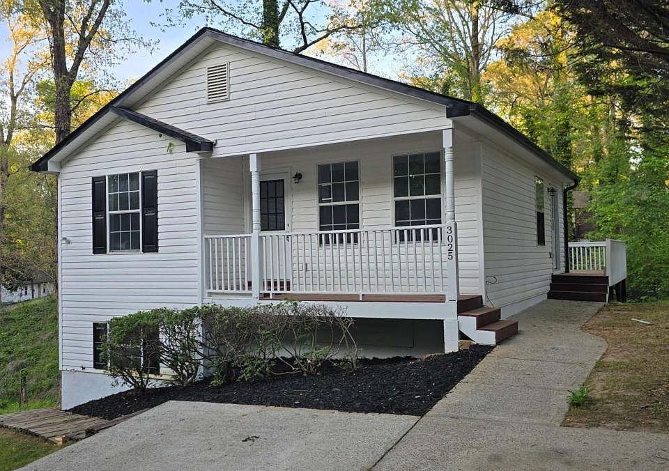 1st image of 3025 Mangum Dr #A