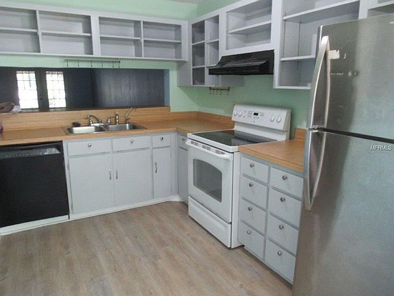 3rd image of 190 Brigton Ct