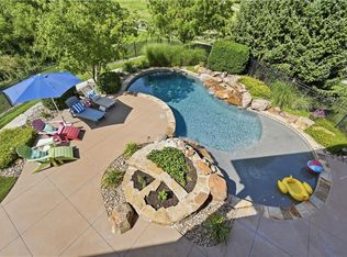 9162 Cottonwood Canyon Dr, Lenexa, KS 66219