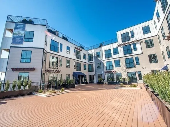 87 Medford St #Penthouse 8, Medford, MA 02155