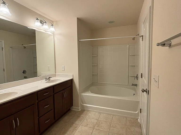 803 New Derby Ln — Photo 13