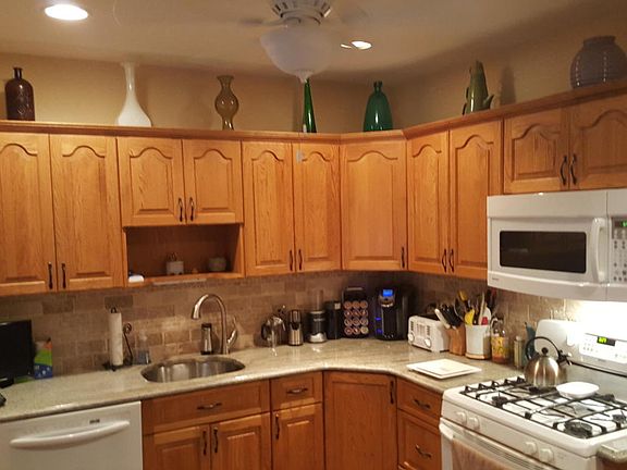 5th image of 209 Mountainview Ave