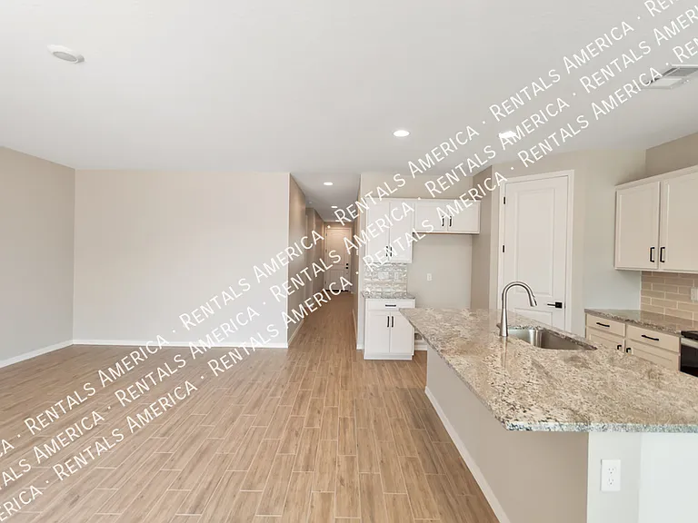 36033 W San Clemente Ave — Photo 8