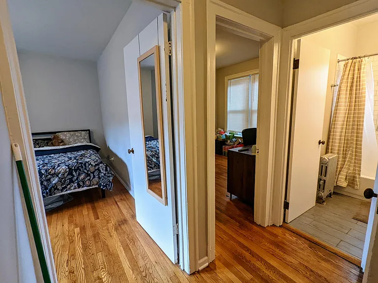 1944 N Spaulding Ave #2B — Photo 13