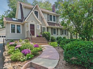 10 Beekman Ter, Summit, NJ 07901